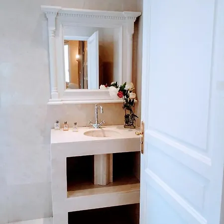 Βίλα Semiramis Βιλφράνς-συρ-Μερ