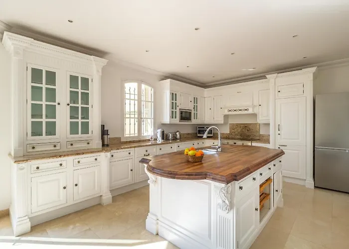 Semiramis וילפראנש-סור-מר