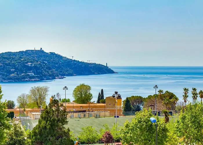 וילה Semiramis *